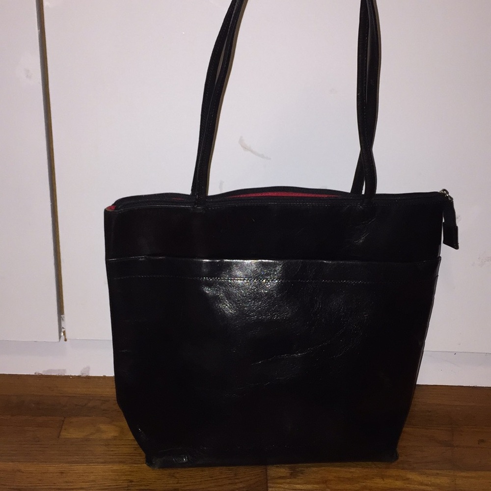 Very cute Hobo International purse!